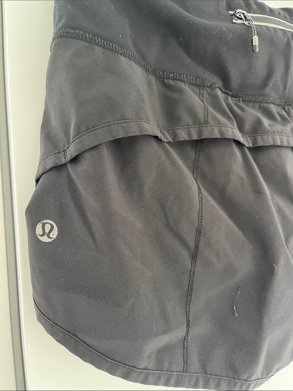 Lululemon Speed Up Shorts Black 6 - Picture 5 of 9
